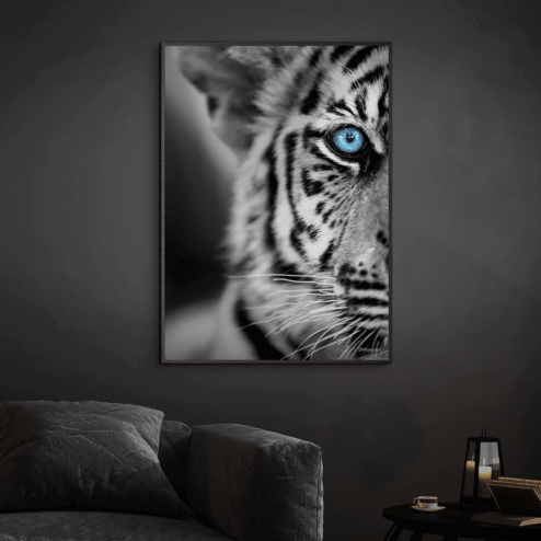 Tigerbarn-Sort-Plakatramme-Eg